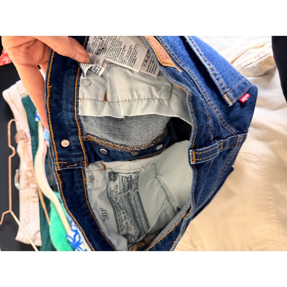 Levi's 501 High Rise Cutoff Denim Jean Shorts Dark Wash Button Fly‎ Women's 27 - Picture 4 of 5
